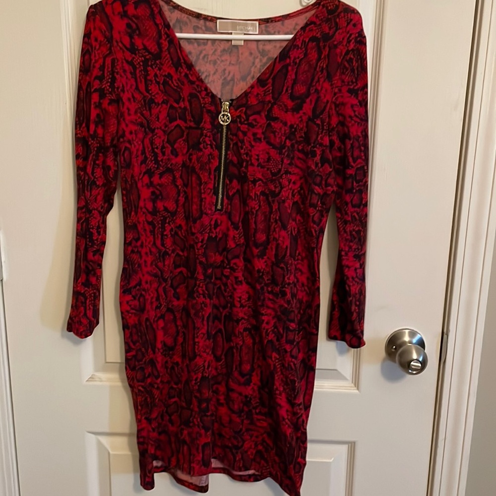Michael Kors Very Soft Black and Red dress